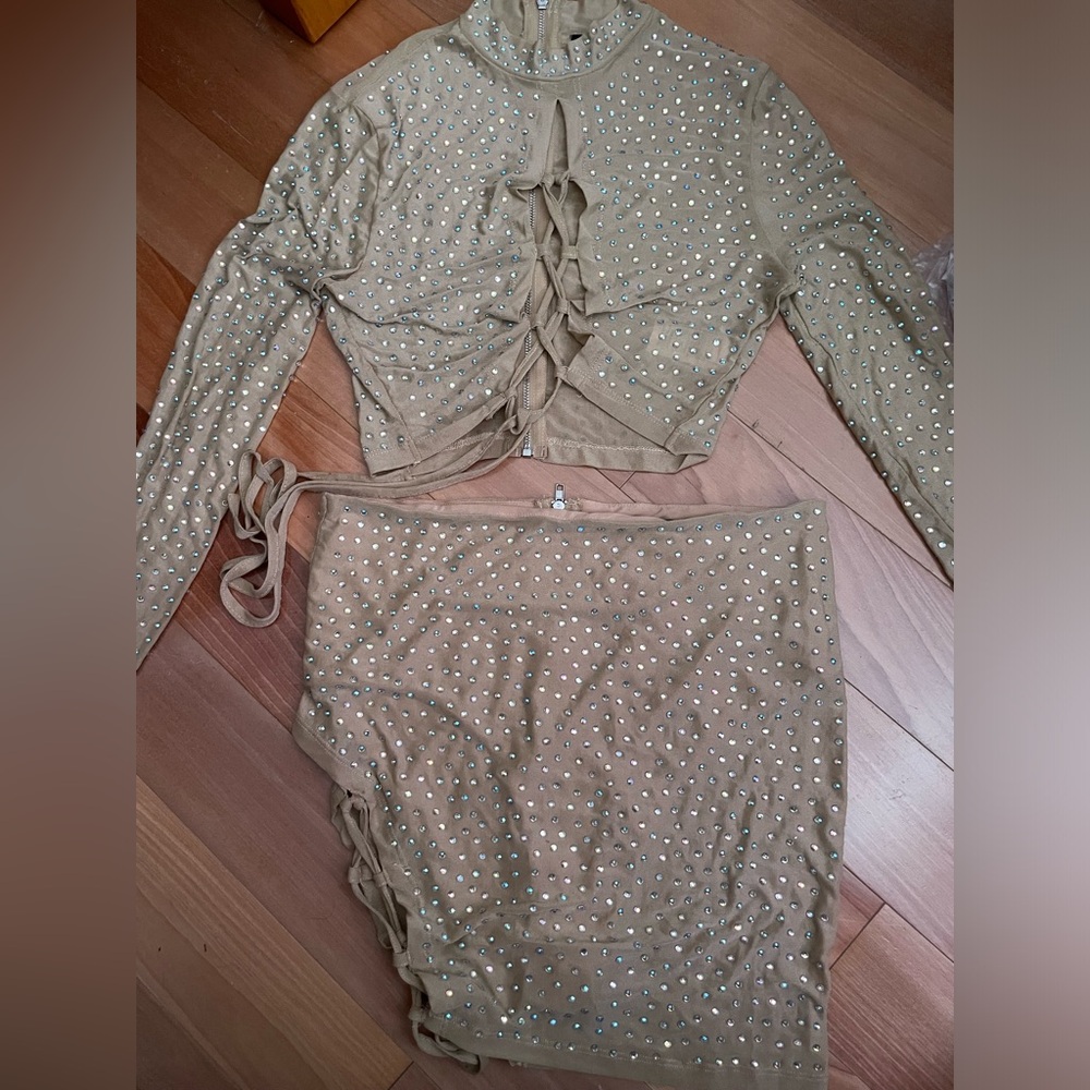 2 piece set